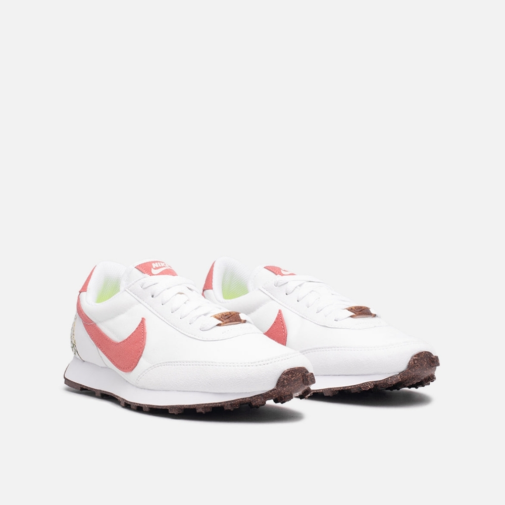 NWOT Limited Release Nike Women's Daybreak SE